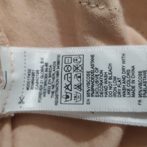 FOREVER 21 Creamy Peach Asymmetrical Stretchy Tunic Dress w/Blk Lace-EUC-Sz SP - Picture 9 of 17